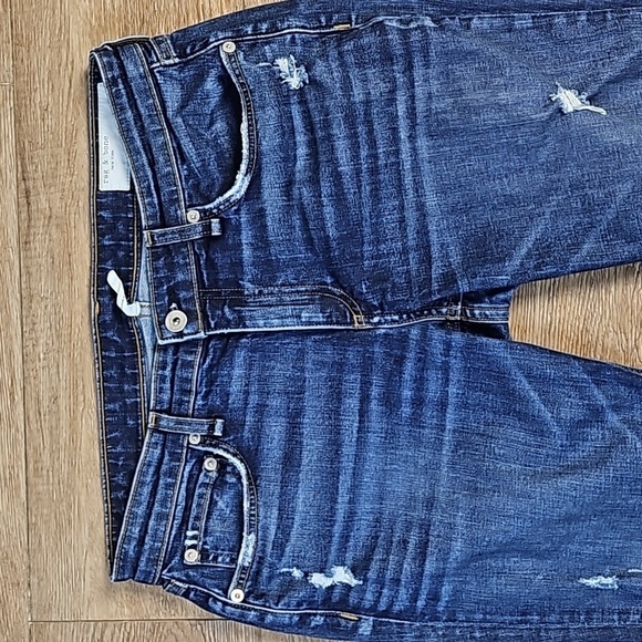 Rag & Bone Dre Low Rise Slim Boyfriend Distressed Destructed Jean in Harper Wash - Picture 4 of 16